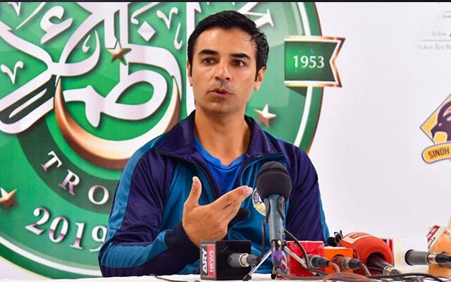 Ex-Pakistan Skipper Salman Butt shuts journalist